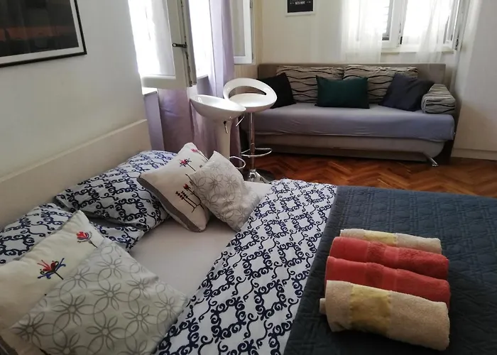 Optimist Split/city Center * Σπλιτ